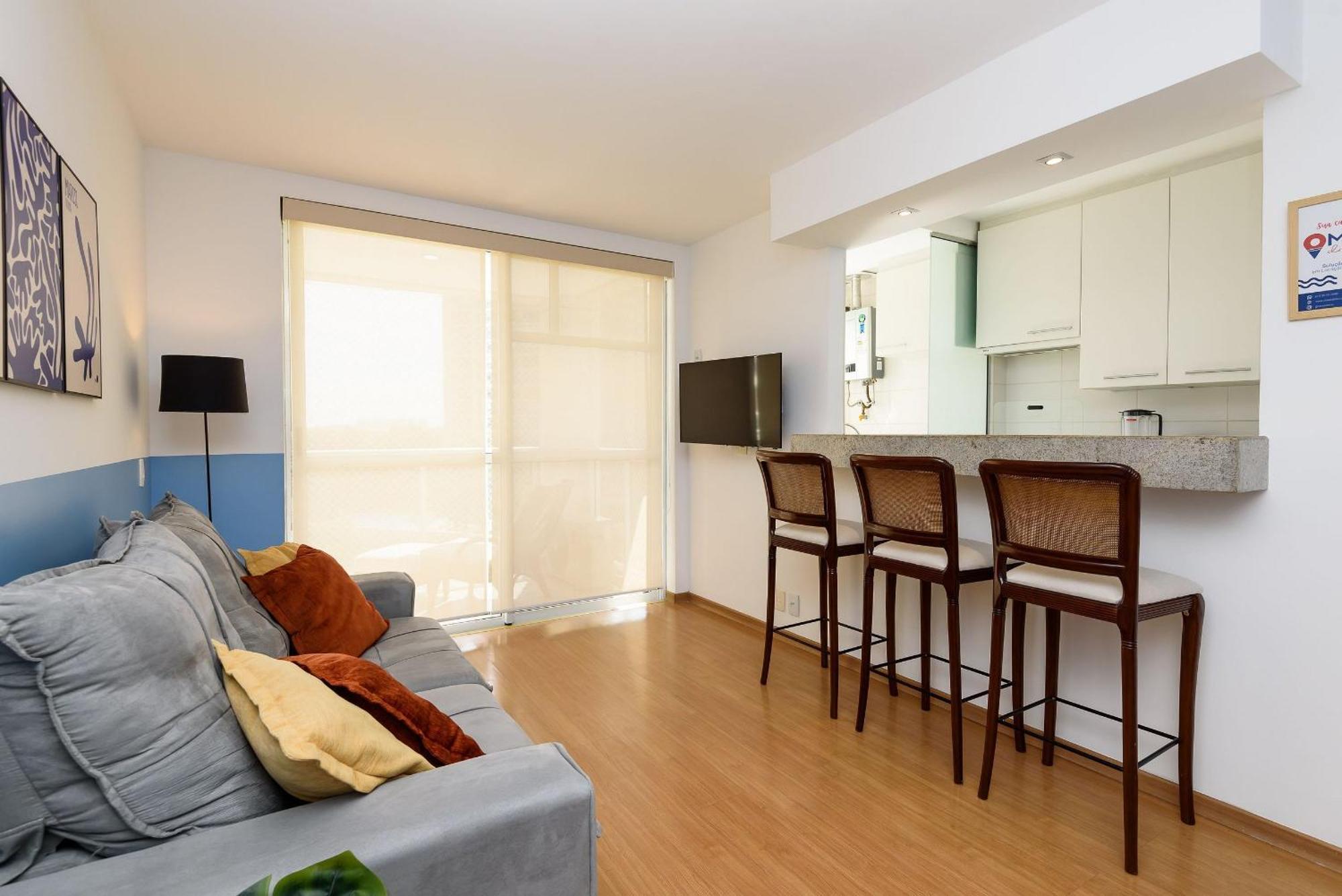 2 Quartos Com Garagem E Piscina | Fl 960/317 *