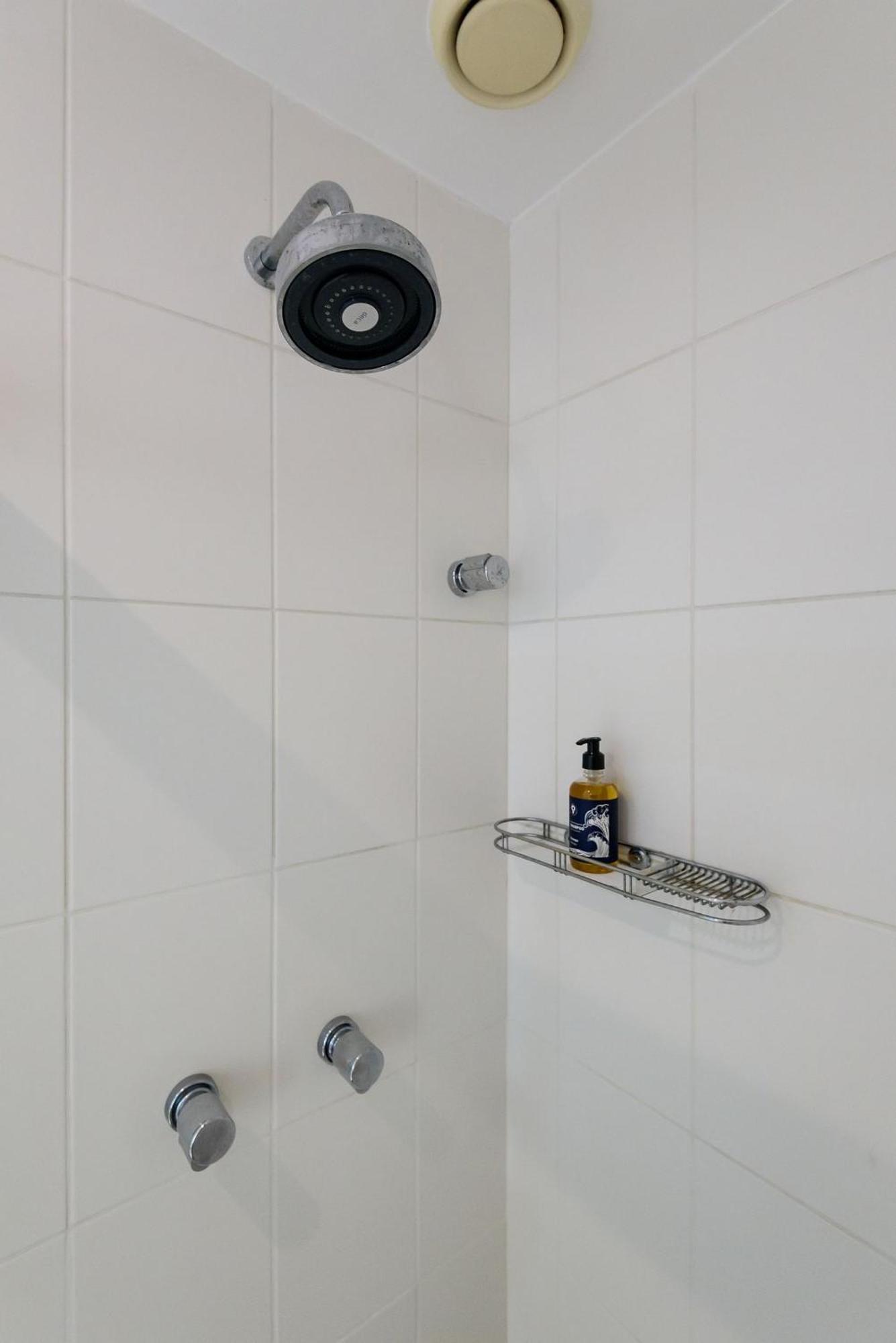 2 Quartos Com Garagem E Piscina | Fl 960/317 Apartamento *