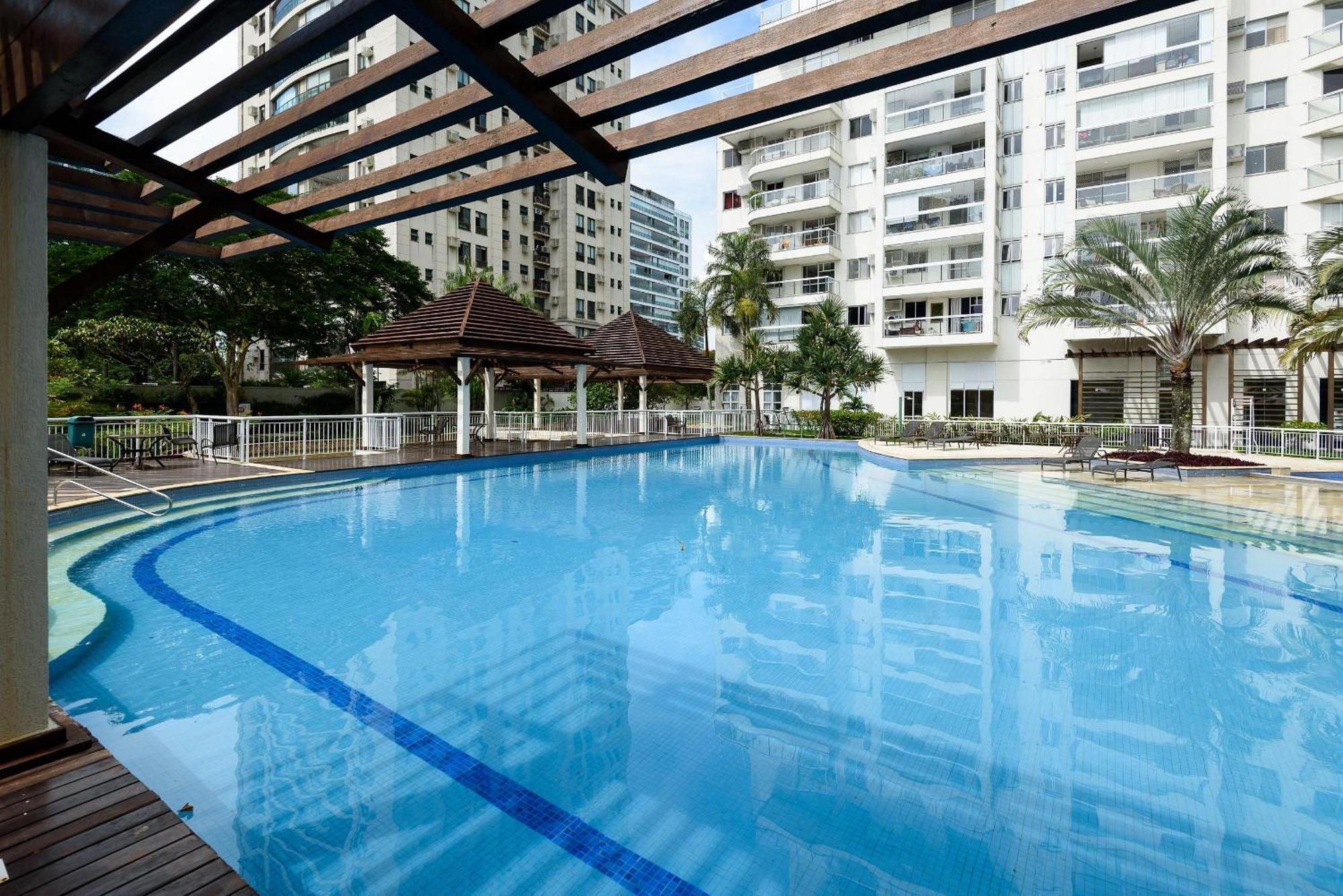 2 Quartos Com Garagem E Piscina | Fl 960/317 Rio de Janeiro