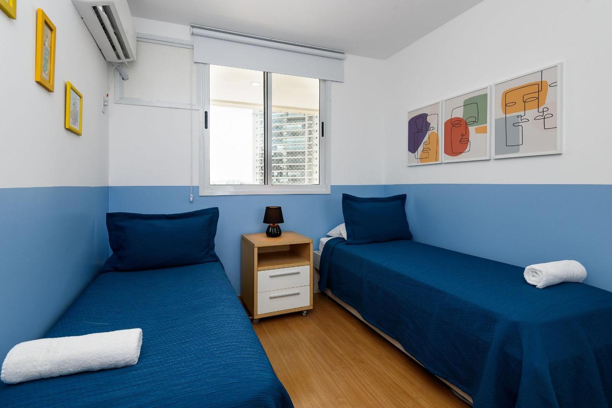 Apartamento 2 Quartos Com Garagem E Piscina | Fl 960/317 *