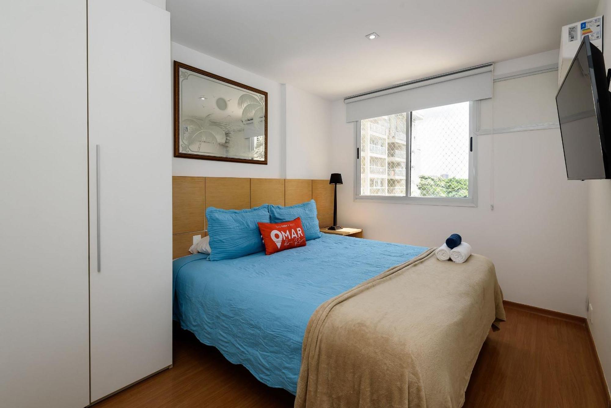 Apartamento 2 Quartos Com Garagem E Piscina | Fl 960/317